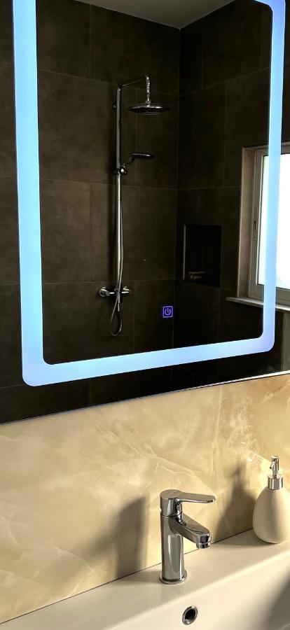 Bejart Apartment 3 地拉那 外观 照片